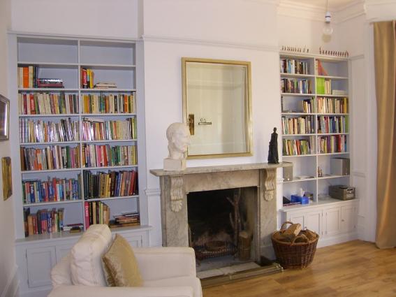 Picture of tailor-made living room bookcases